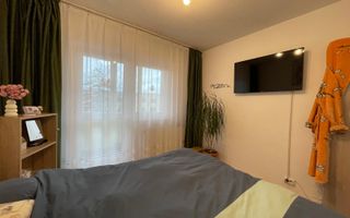 Apartament decomadat cu 3 camere, etaj 2 Cartier Valea Aurie - Poză 7