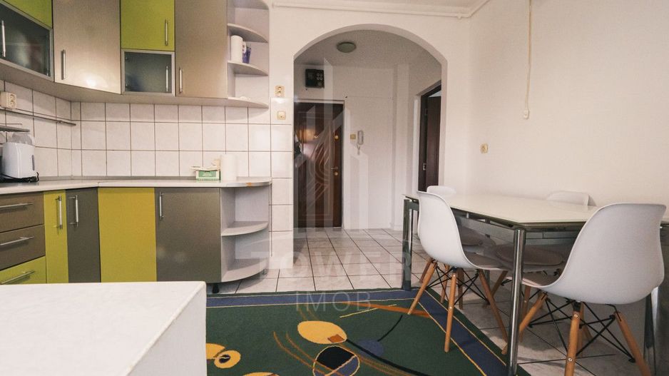 Apartament 2 camere de vanzare zona Luptei etaj intermediar - Poză 3