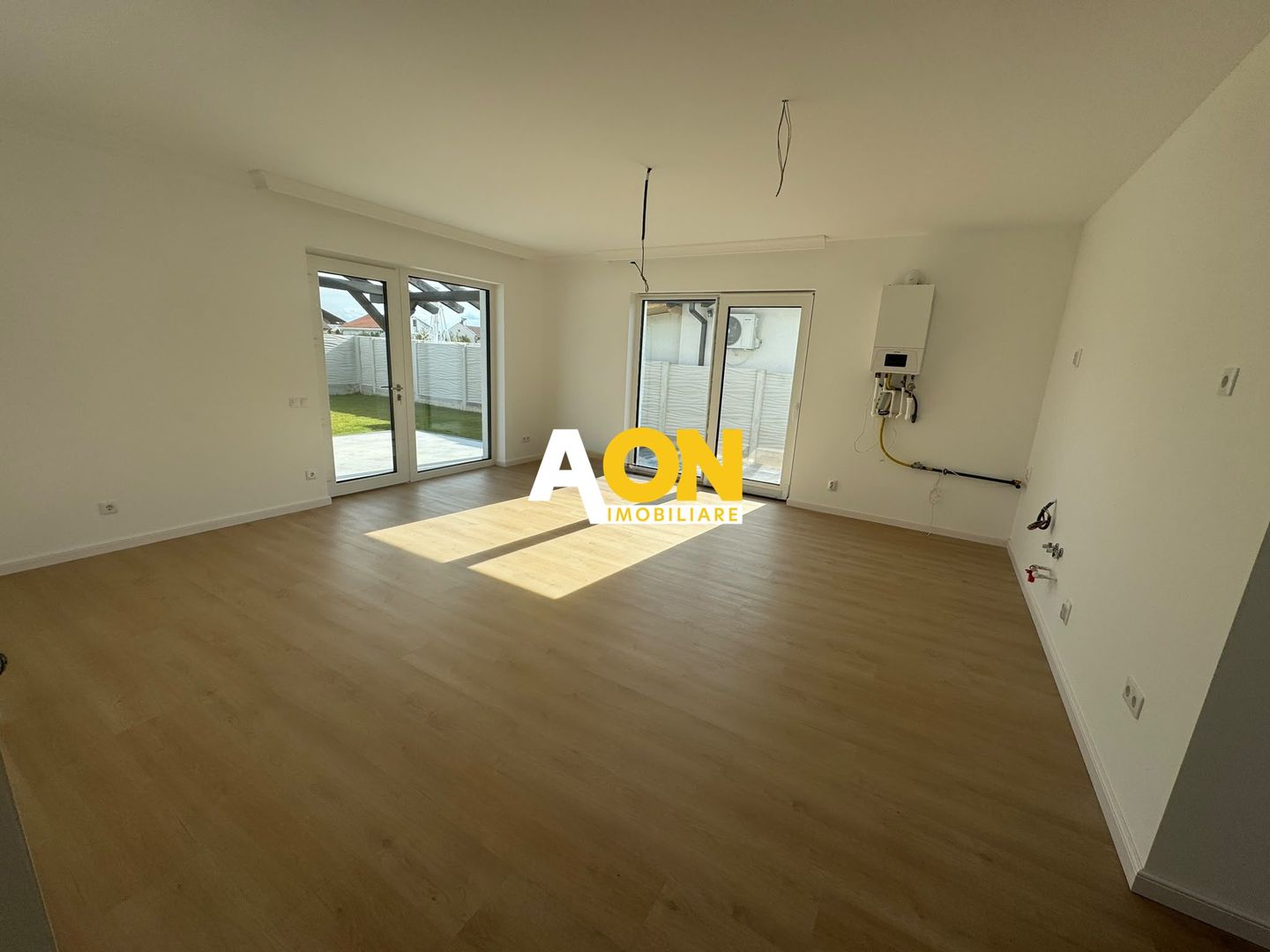 Casa Individuala 4 Camere, 2 Bai, 390mp Teren - Poză 8
