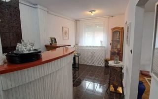 Apartament 2 camere de vânzare – zonă centrală, Medicina / Prefectură - Poză 4