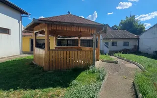 Proprietate 450 mp pe Calea Clujului cu teren de 787mp in Oradea - Poză 31