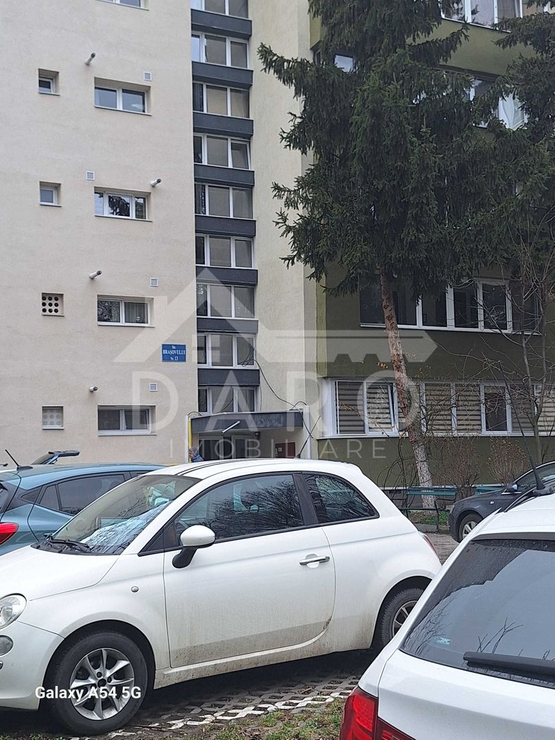 Apartament 2 camere in bloc reabilitat termic - Poză 1