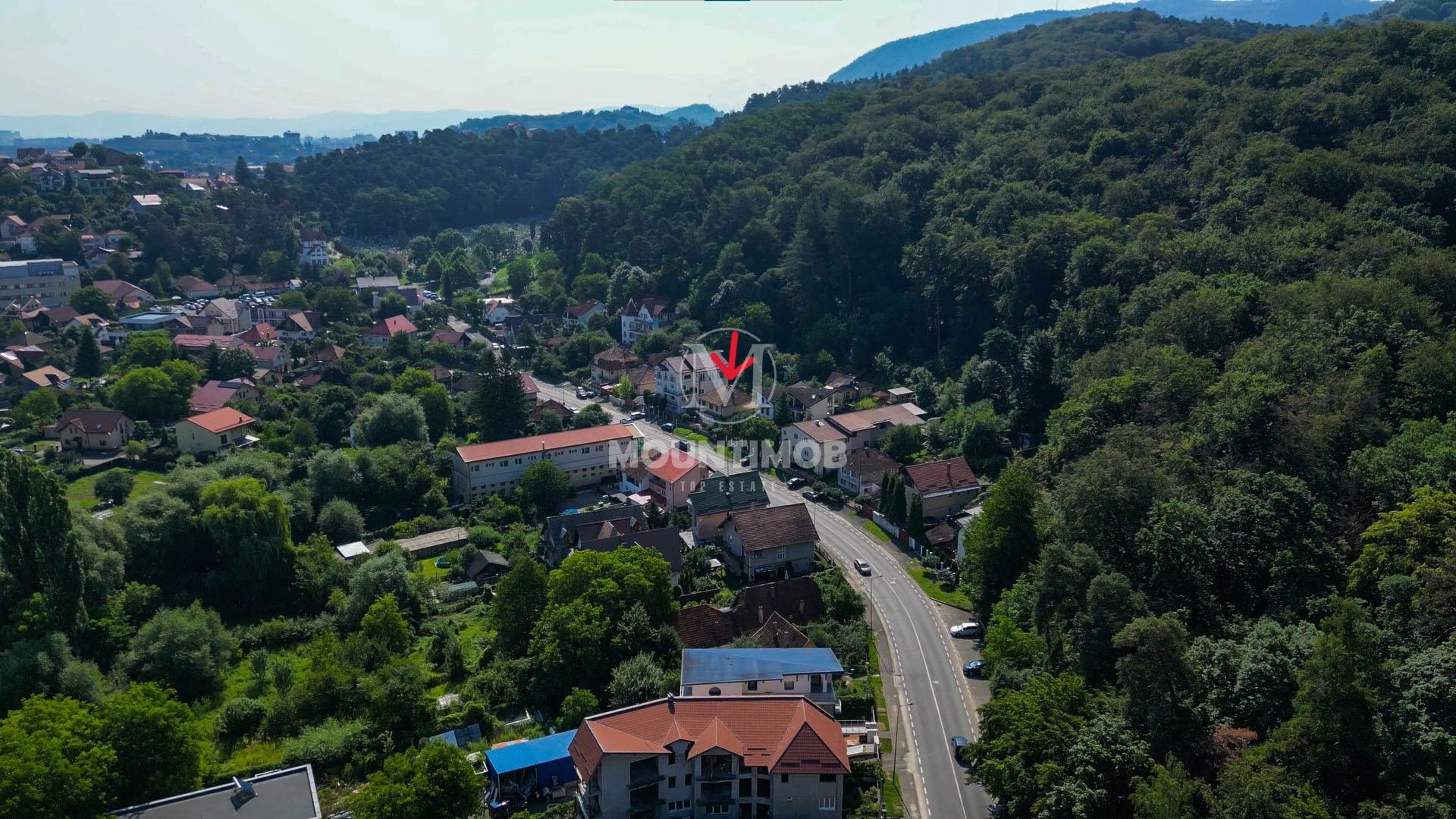 Casa cu curte generoasa la poalele muntilor, Centru Istoric/Brasov - Poză 2