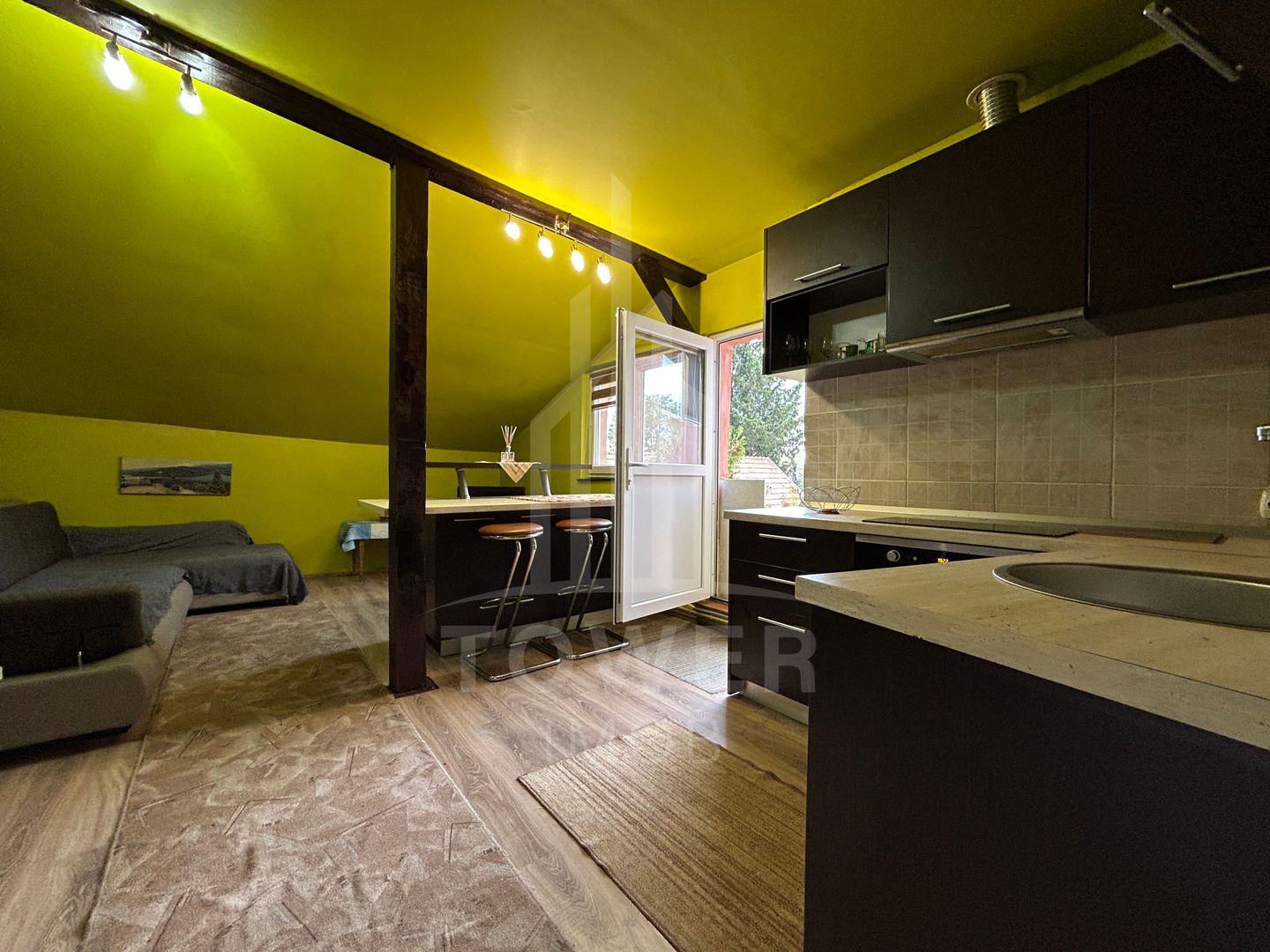 Apartament la casă de închiriat - Șelimbăr, Sibiu - Poză 5
