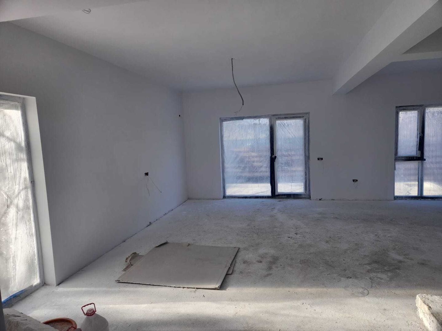 Casa noua 5 camere | De vanzare | Tunari - Poză 4