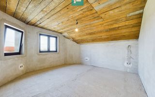 Casă la gri în Livada - Poză 10