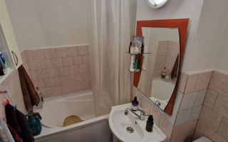 3 Camere Decomandat- Etaj intermediar+ Loc de parcare- Zona Alexandru cel Bun - Poză 5