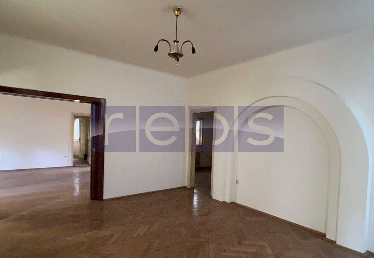 CLĂDIRE INTERBELICĂ ÎN CARTIERUL ICOANEI IDEAL INVESTIȚII - Poză 5