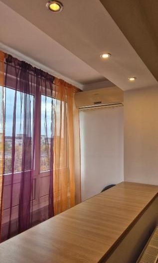 Apartament 2 camere metrou Favorit , luminos, mobilat, parcare inclusa - Poză 6