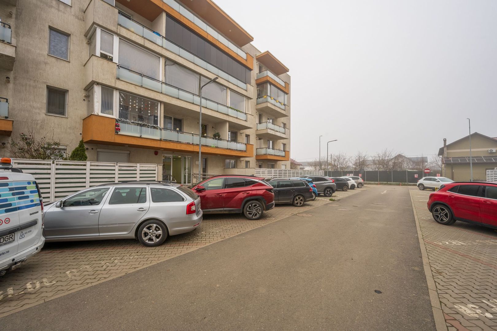 Apart. 3 cam. Decom.+2 Bai+2 Parcări ! Adora Urban Village ! - Poză 26