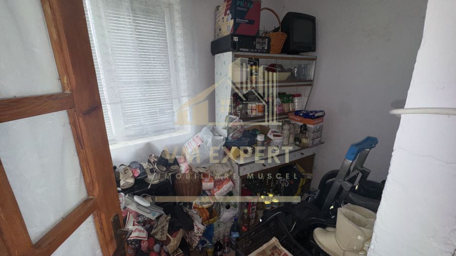 ANSAMBLU DE CASE CU 5 CAMERE 110MP TEREN 2530 MP BUGHEA DE JOS ARGEȘ - Poză 27