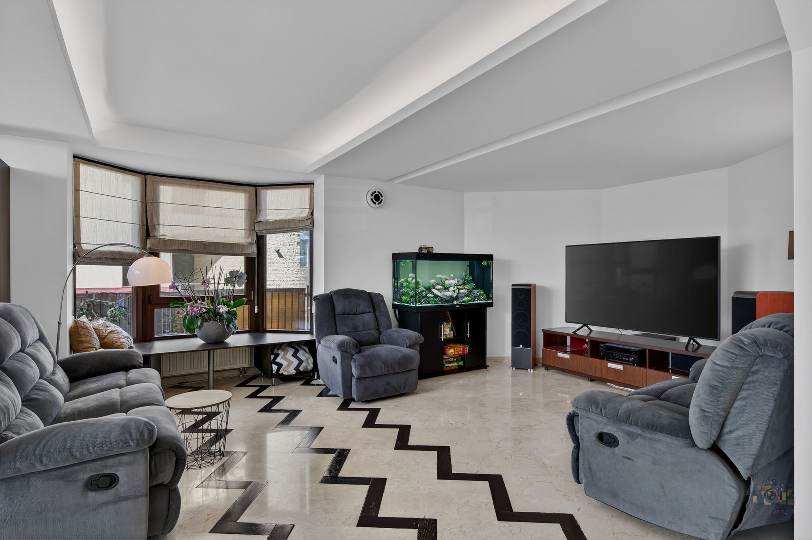 Vila cu design spectaculos, tehnologie smart & lifestyle complet - Poză 8