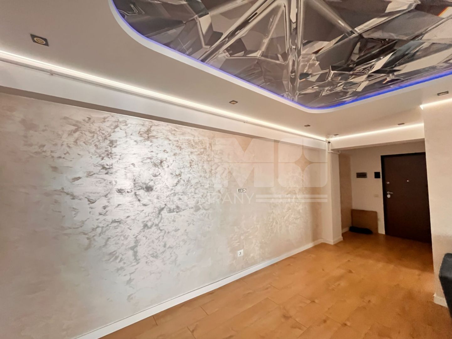 Apartament cu 3 Camere Et.4/lift Suceava/London Rezidence I 130.000E - Poză 4