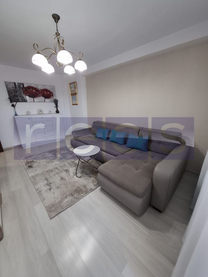 VANZARE APARTAMENT 2 CAMERE + LOC PARCARE SALAJAN 53MP CENTRALA PROPRIE - Poză 3