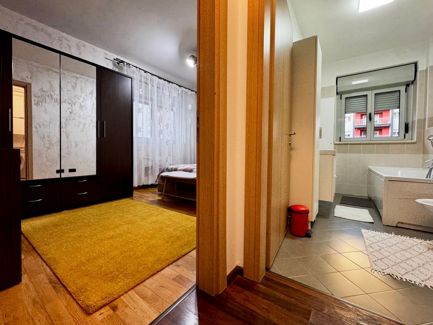 Apartament 2 camere,  spatios, cu parcare subterana, Torontalului RING - Poză 7