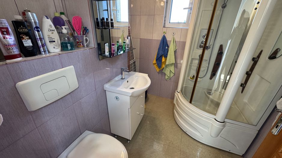 Apartament 3 camere 60 mp bloc 1980 central Filipesti de Padure! - Poză 14