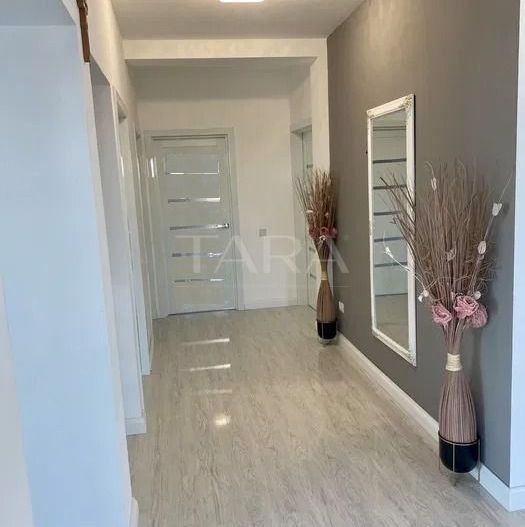 Casă de vânzare – Florești, zona Tăuți. - Poză 5