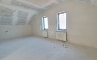Casa generoasa cu 7 camere, 3 bai, dressing si parcare – Sura Mica - Poză 17