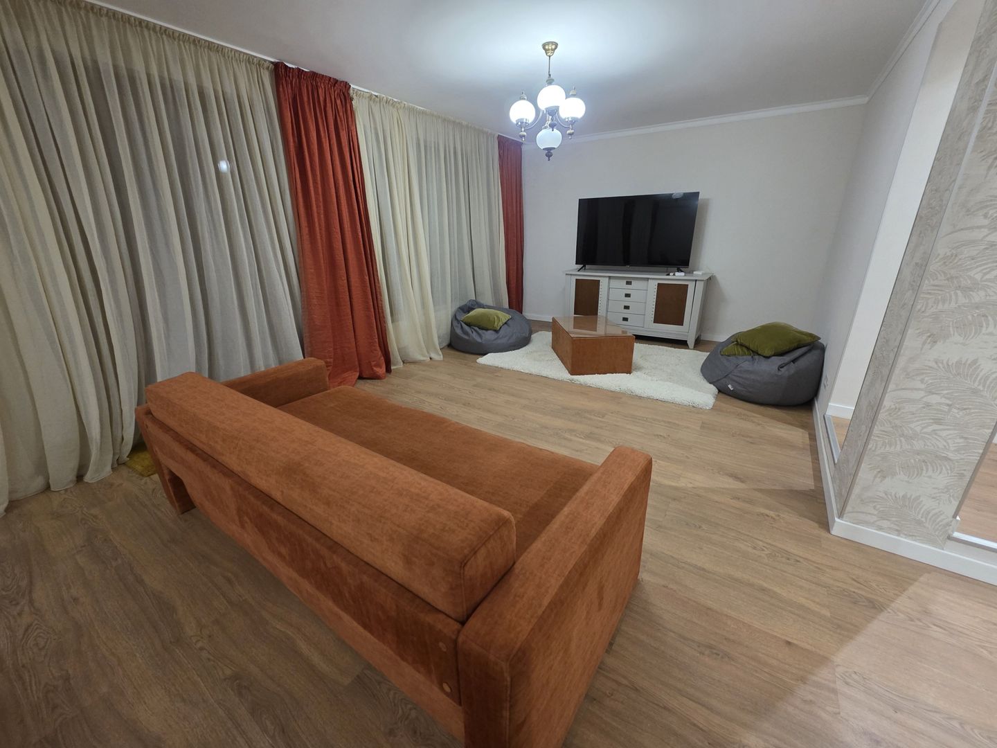 Vilă 4 camere | Vis-a-vis Porsche Nord | Pipera | Curte 200 mp | Garaj - Poză 1