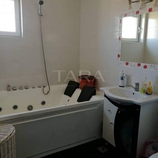 Apartament 3 camere, Floresti, zona Atelier Pizza. - Poză 10
