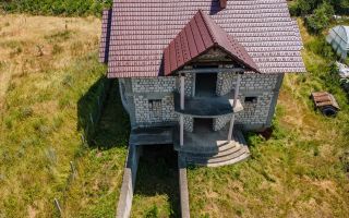 Vânzare, casă, 2 nivele, 169 mp + 9 ari, strada Aluniș, Budești - Poză 1