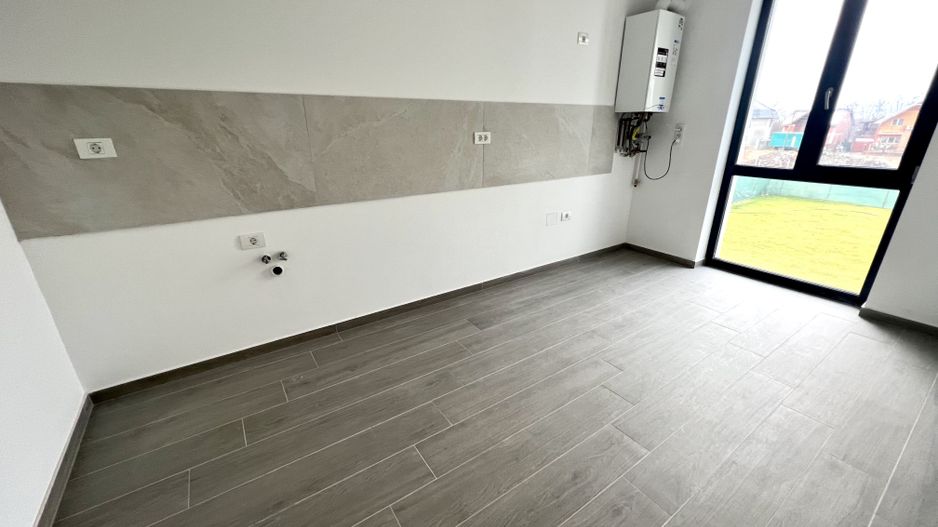 APARTAMENT CU 1 CAMERA - Poză 2