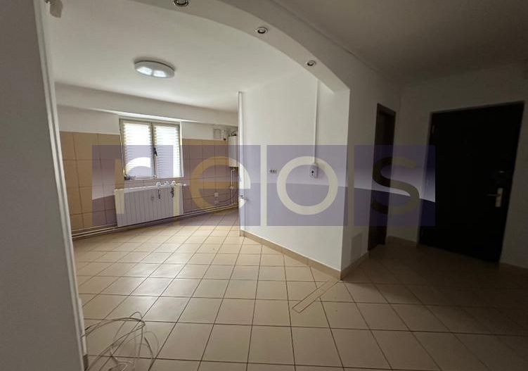 VANZARE 3 CAMERE | DECOMANDAT | ZONA ROND ALBA IULIA - Poză 1