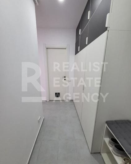 Studio semidecomandat cu zonă de dormit separată + parcare subterană - Poză 7