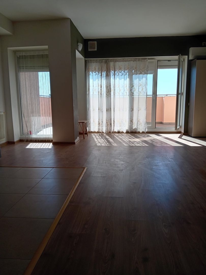 Vanzare apartament 2 camere, 80mp, 2 bai, in Edenia Titan - Poză 5