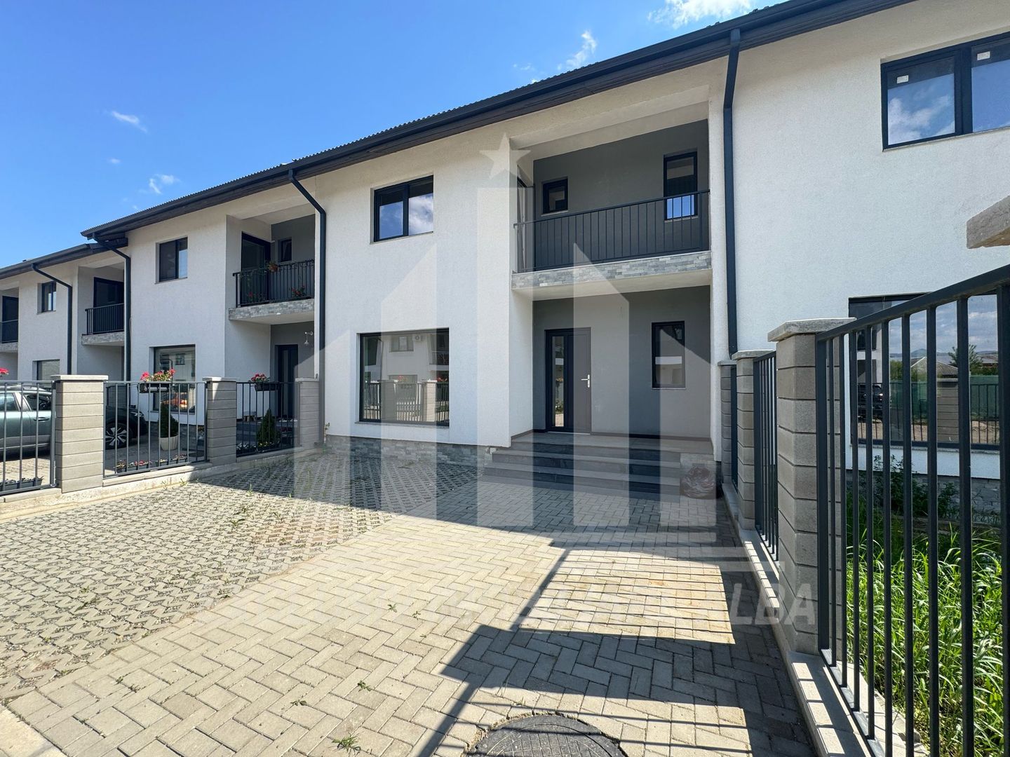 Casa insiruita de vanzare, Alba-Micesti - Poză 1