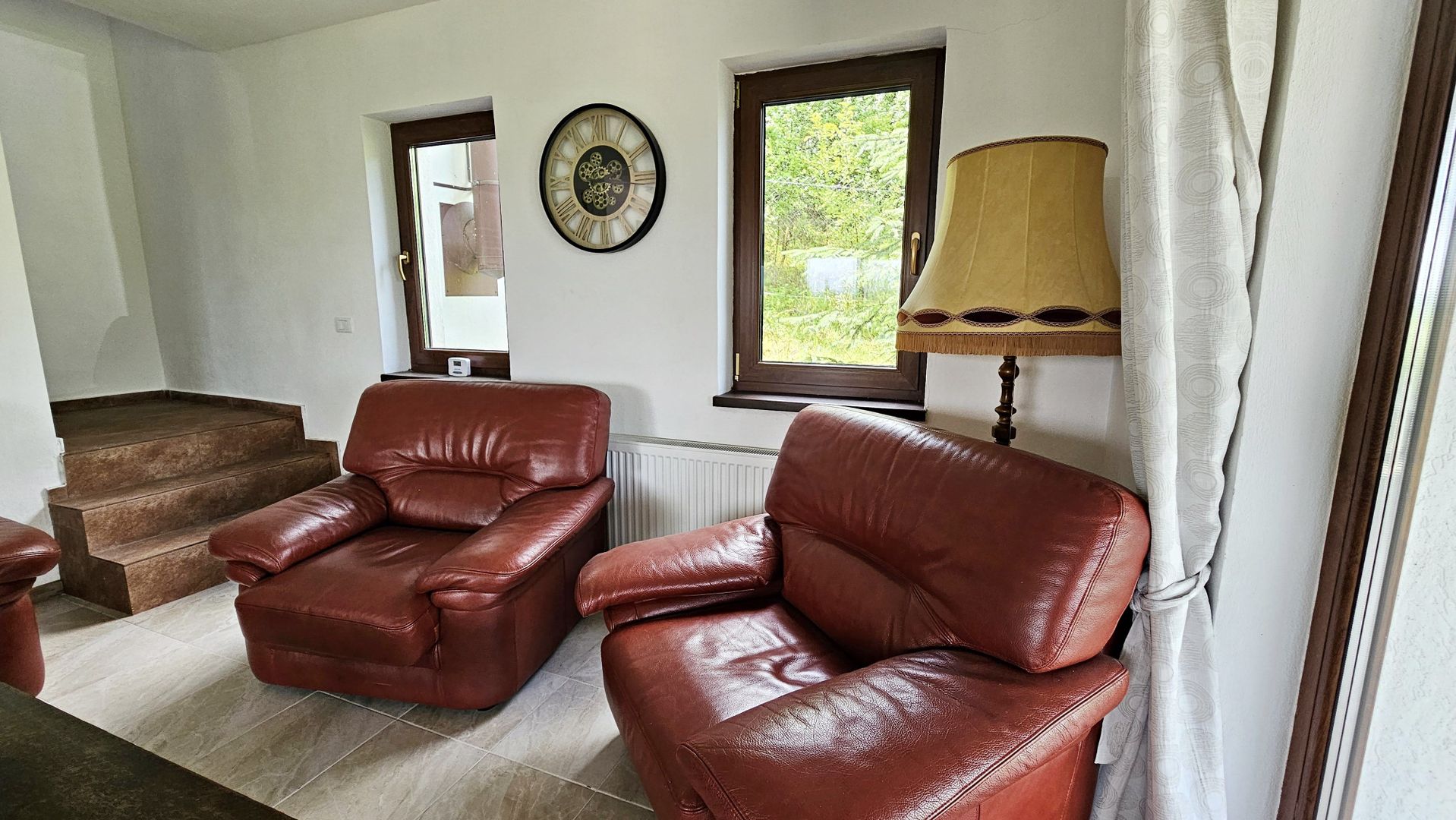 Vila noua-Sanpetru Dealul Lempes, zona verde si linistita - Poză 5