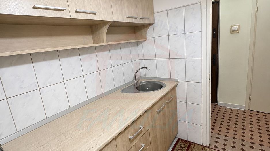 Apartament 2 camere, etaj 3, în inima cartierului Tiglina 2 - Poză 4