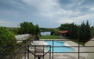 Oaza de relaxa de pe malul lacului Snagov. - Poză 22