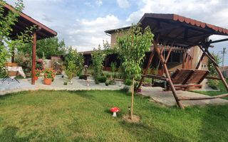 Casa 10 camere, 1000 mp teren, la asfalt, Barabant - Poză 1