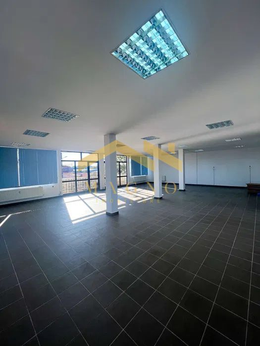 Spatiu comercial/birouri/cabinet - Poză 3