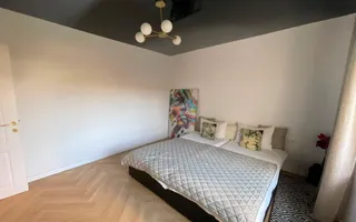 Casă parter, luminoasă, – vizavi de Spitalul Județean-369.000 EURO neg - Poză 12