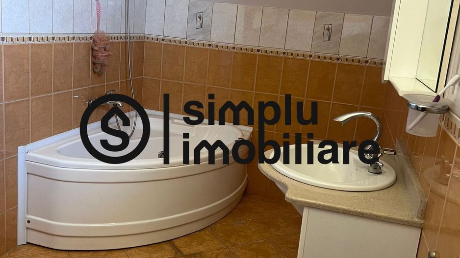 Vila S+P+1+M Lapus, str Paunitei - Poză 78