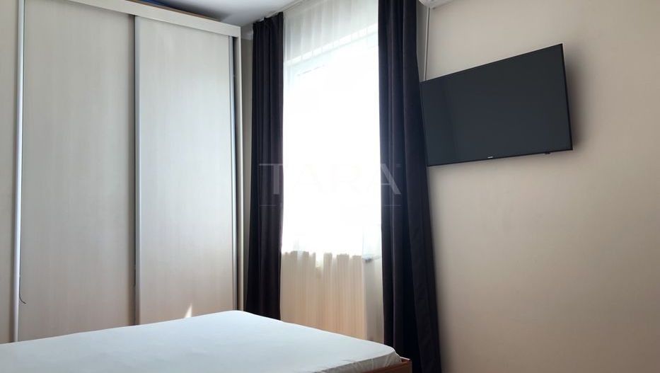 Apartament 2 camere, zona Centrala. - Poză 4