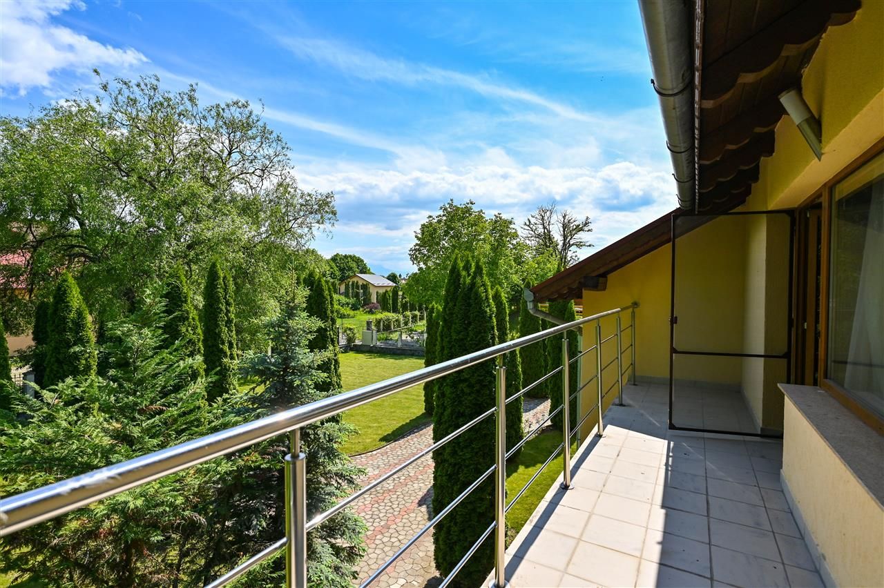 Vila cu 1.500 mp teren, gradina amenajata, linistita zonare,  Halchiu, Brasov - Poză 43