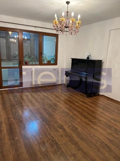 DE VANZARE 2 CAMERE DECOMANDAT | CARTIER LATIN | PARCARE | ETAJ 1 - Poză 1