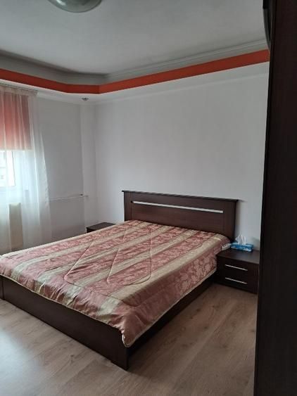De vanzare apartament 4 camere 96 mp, Zona 13 Septembrie - Poză 7
