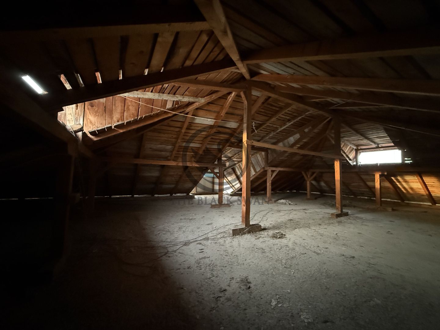 Casa / Spatiu birouri de vanzare | 1.153 mp teren | Kaufland - Moreni - Poză 16