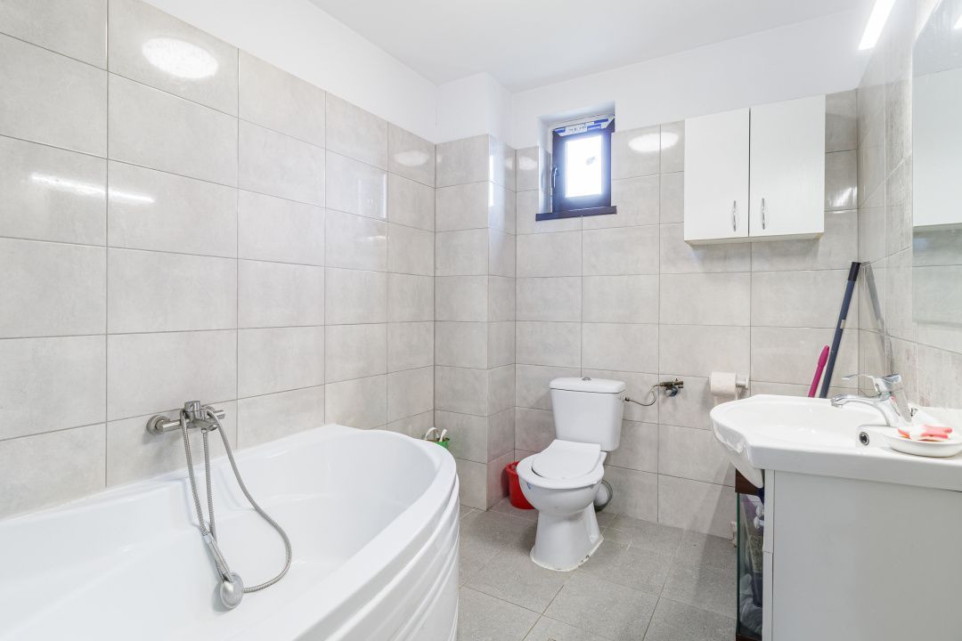casa 4 camere Leroy Merlin Bragadiru - Poză 8