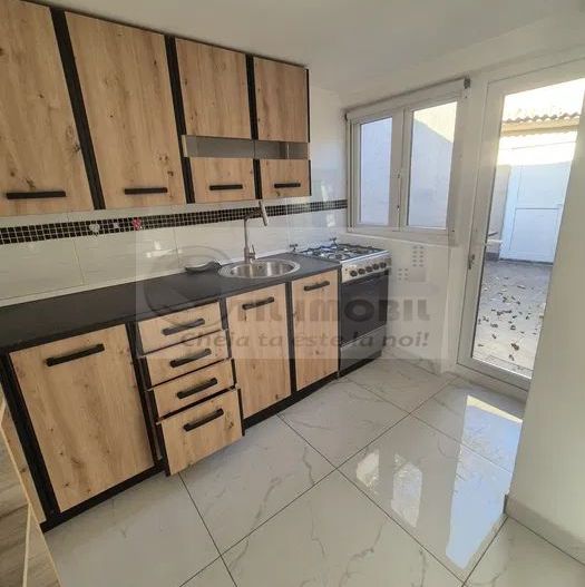 Casa 3 camere Galata - 599 euro - Poză 1