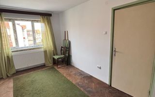 Apartament 2 camere decomandat situat Deva, strada Maraști etaj 4 - Poză 4