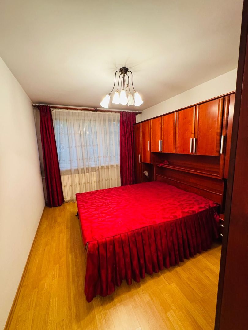 Apartament cu 3 camere de vanzare Drumul Taberei - Poză 4