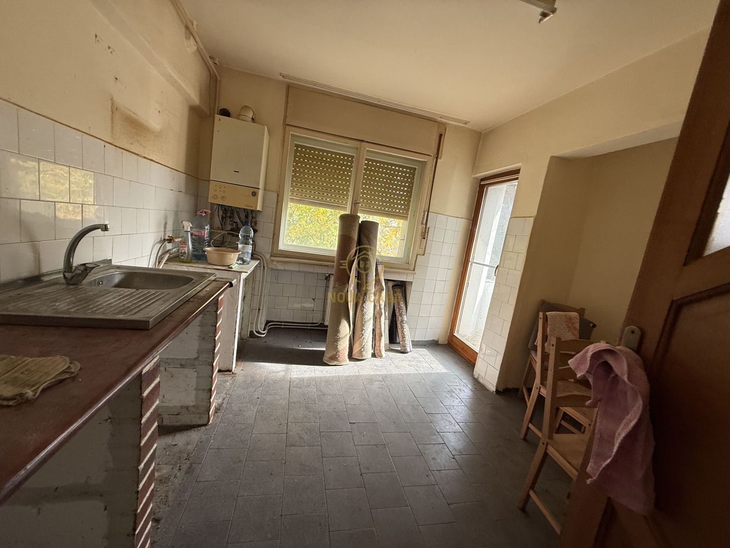 De vanzare Apartament Etajul 1 Micro 16/Zona Foarte Buna - Poză 4