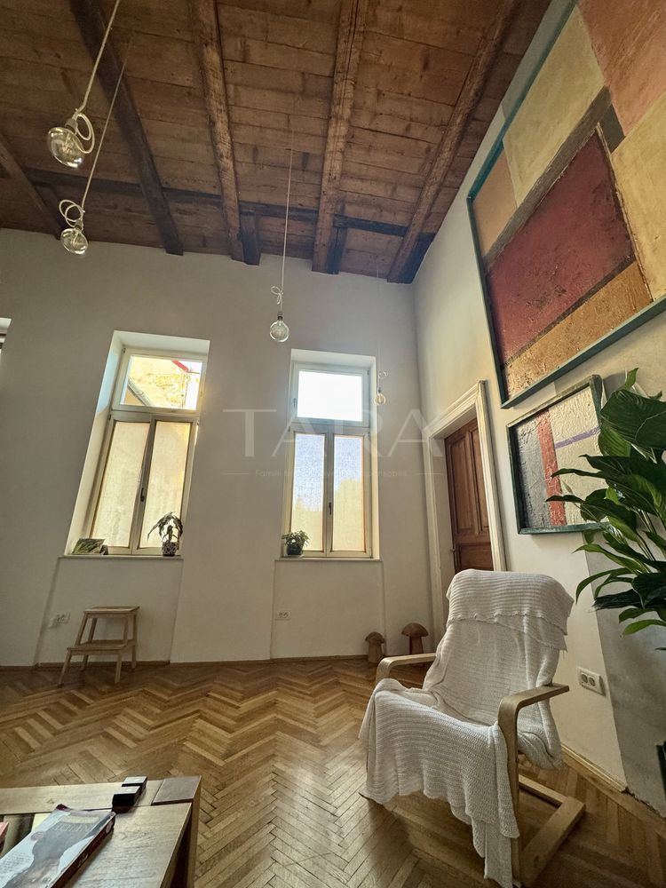 Apartament deosebit în centrul Clujului. Parcare in Curte. - Poză 4