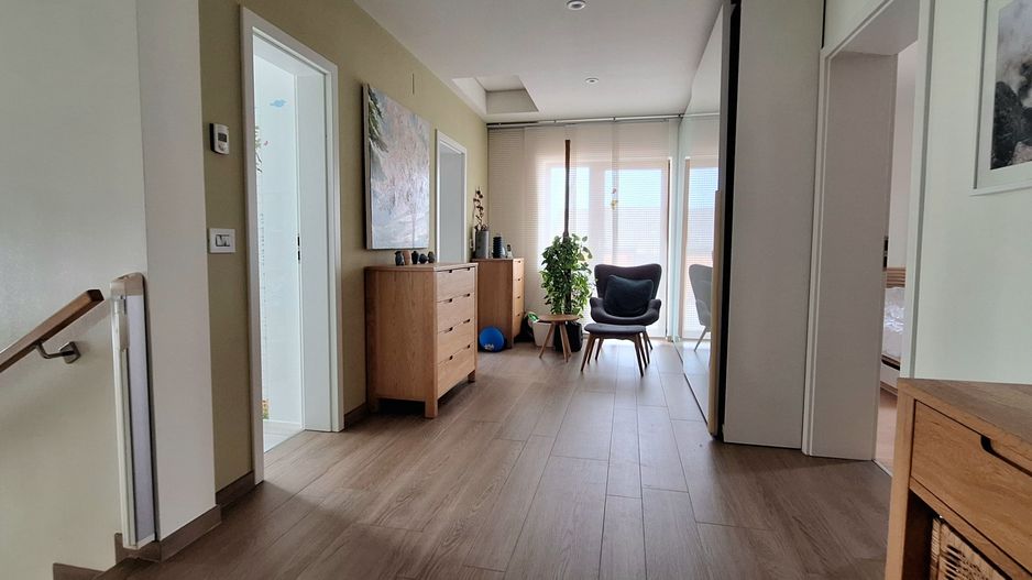 Casa eficienta energetic cu piscina in Giroc - Poză 30