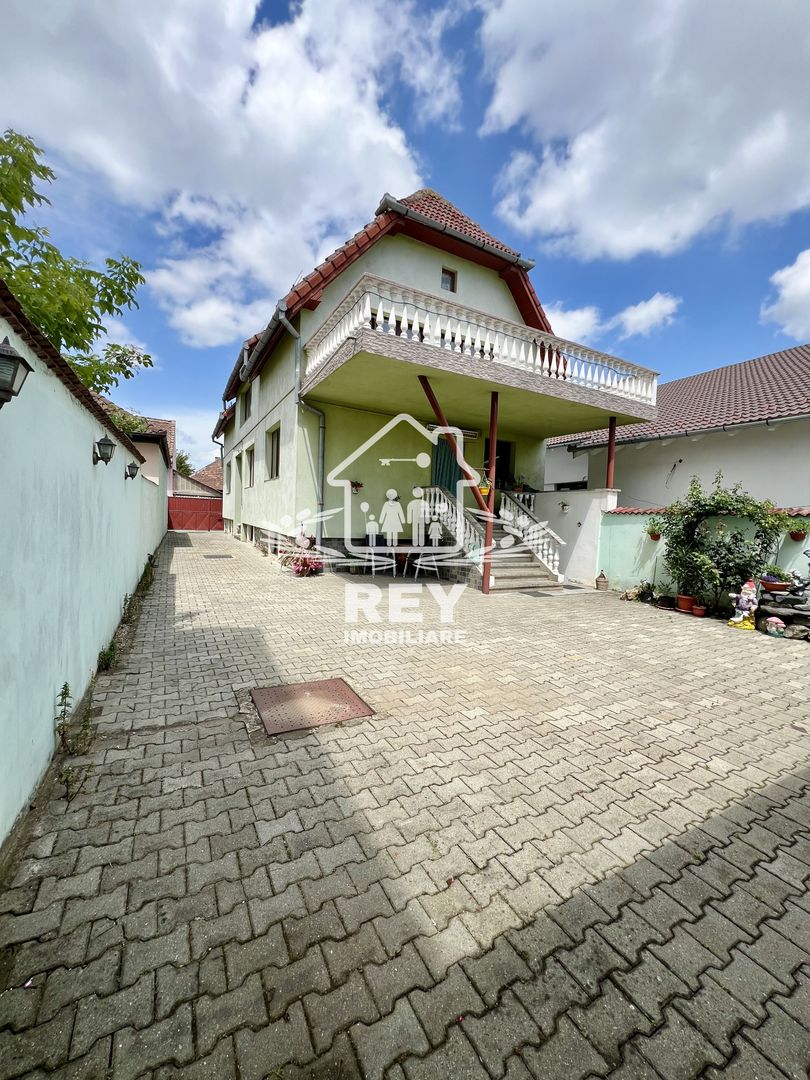 Casa de vanzare 6 camere zona Piata Cluj/Kogalniceanu/Turnisor - Poză 1